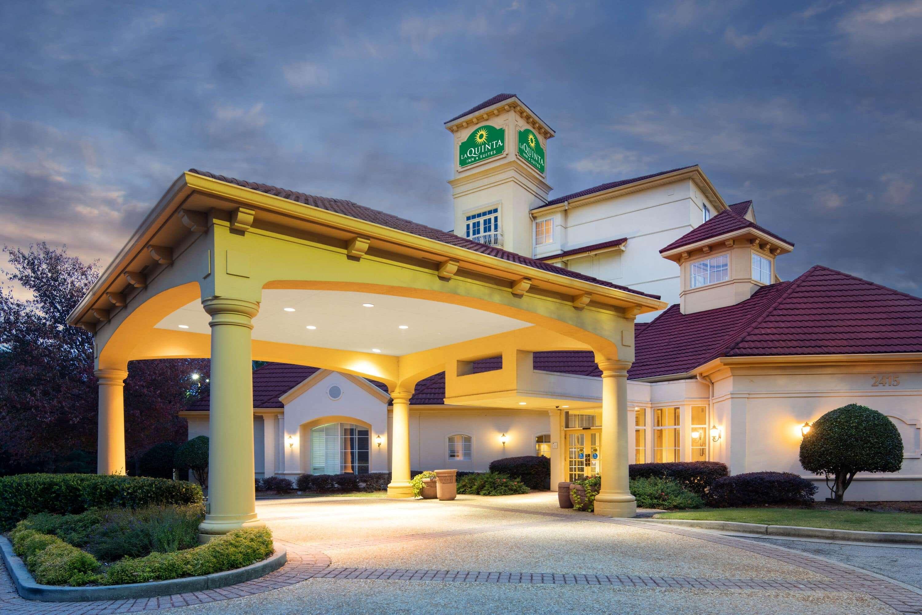 La Quinta By Wyndham Atlanta Ballpark/Galleria Exterior photo